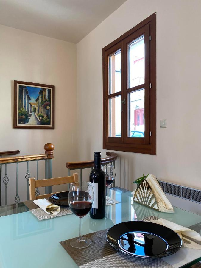 Delfi'S Cozy Maisonette Exterior foto